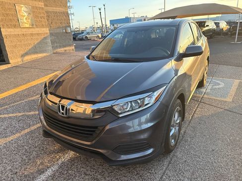 Used 2021 Honda HR-V LX image 8