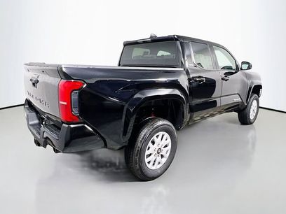 New 2025 Toyota Tacoma SR5
