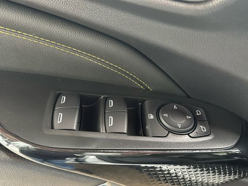 New 2026 Chevrolet Trax LT image 9