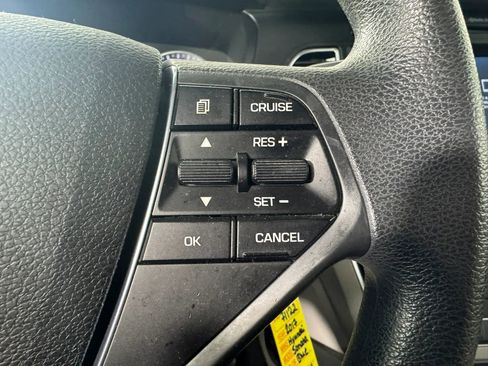 Used 2017 Hyundai Sonata SE image 16