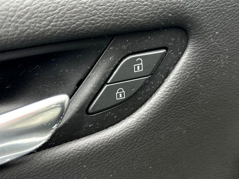 Used 2019 Cadillac XT4 Luxury image 46