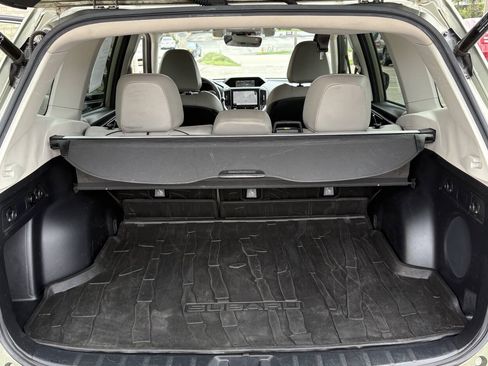 Used 2020 Subaru Forester Limited w/ Popular Package #3 AWD/4WD image 17