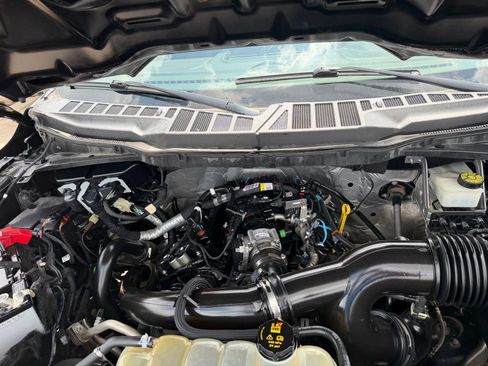 Used 2021 Ford F150 XL w/ STX Appearance Package image 5