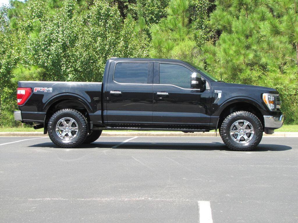 Used 2022 Ford F150 Lariat AWD/4WD image 4