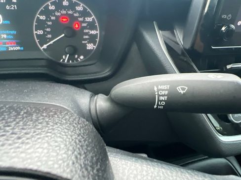 Used 2025 Toyota Corolla LE FWD image 30