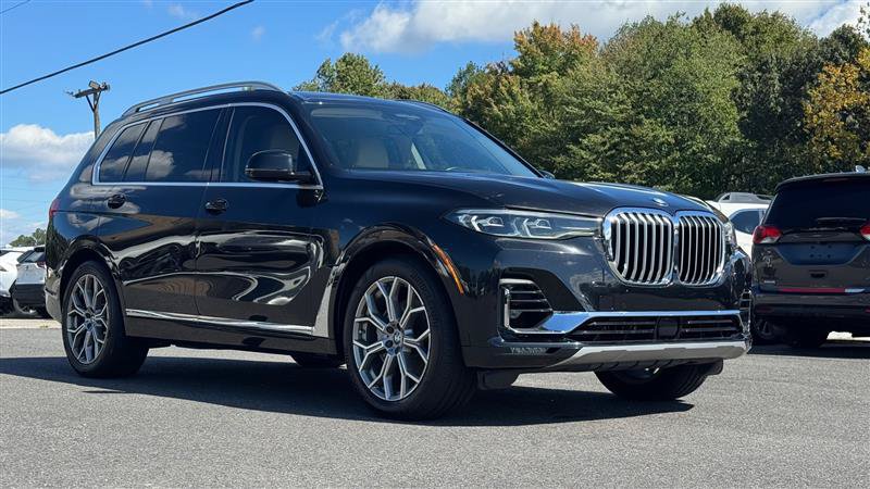 Used 2019 BMW X7 xDrive50i w/ Cold Weather Package AWD/4WD image 4