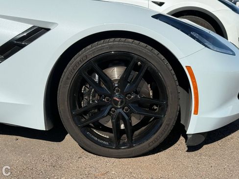 Used 2019 Chevrolet Corvette Stingray Coupe RWD image 6