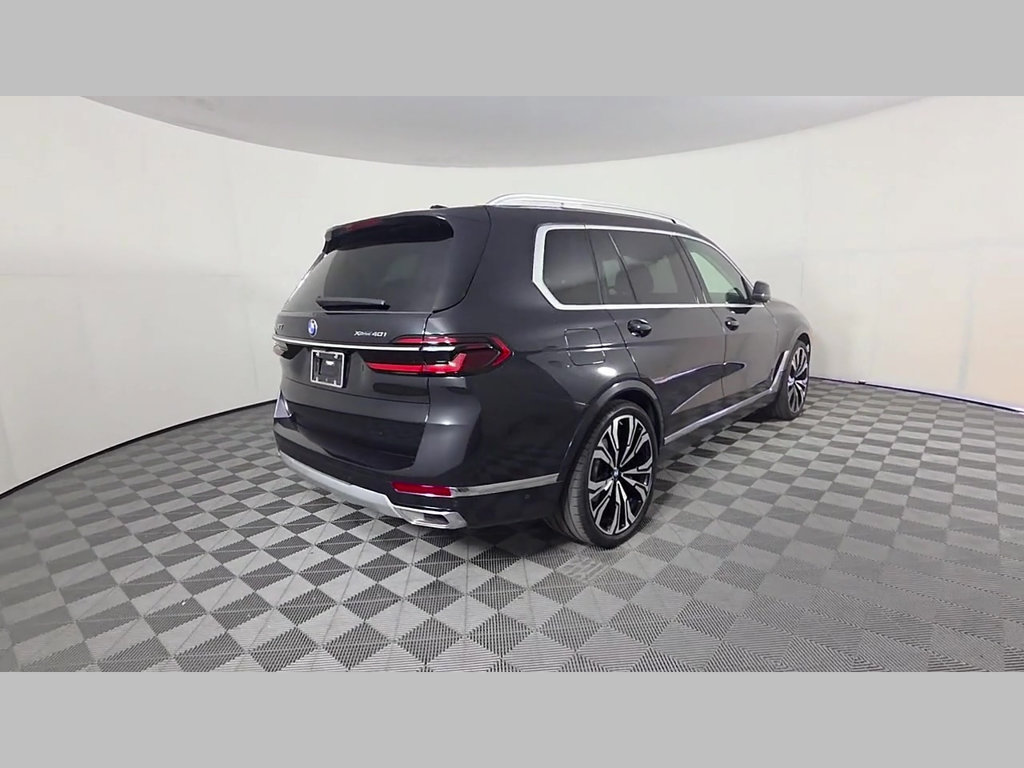 Used 2024 BMW X7 xDrive40i AWD/4WD image 40