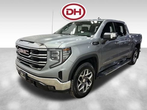 Used 2023 GMC Sierra 1500 SLT w/ SLT Premium Package image 7