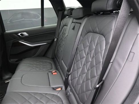 New 2026 BMW X5 sDrive40i image 12