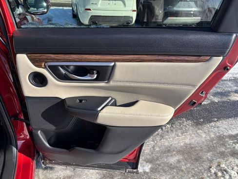 Used 2017 Honda CR-V Touring image 14