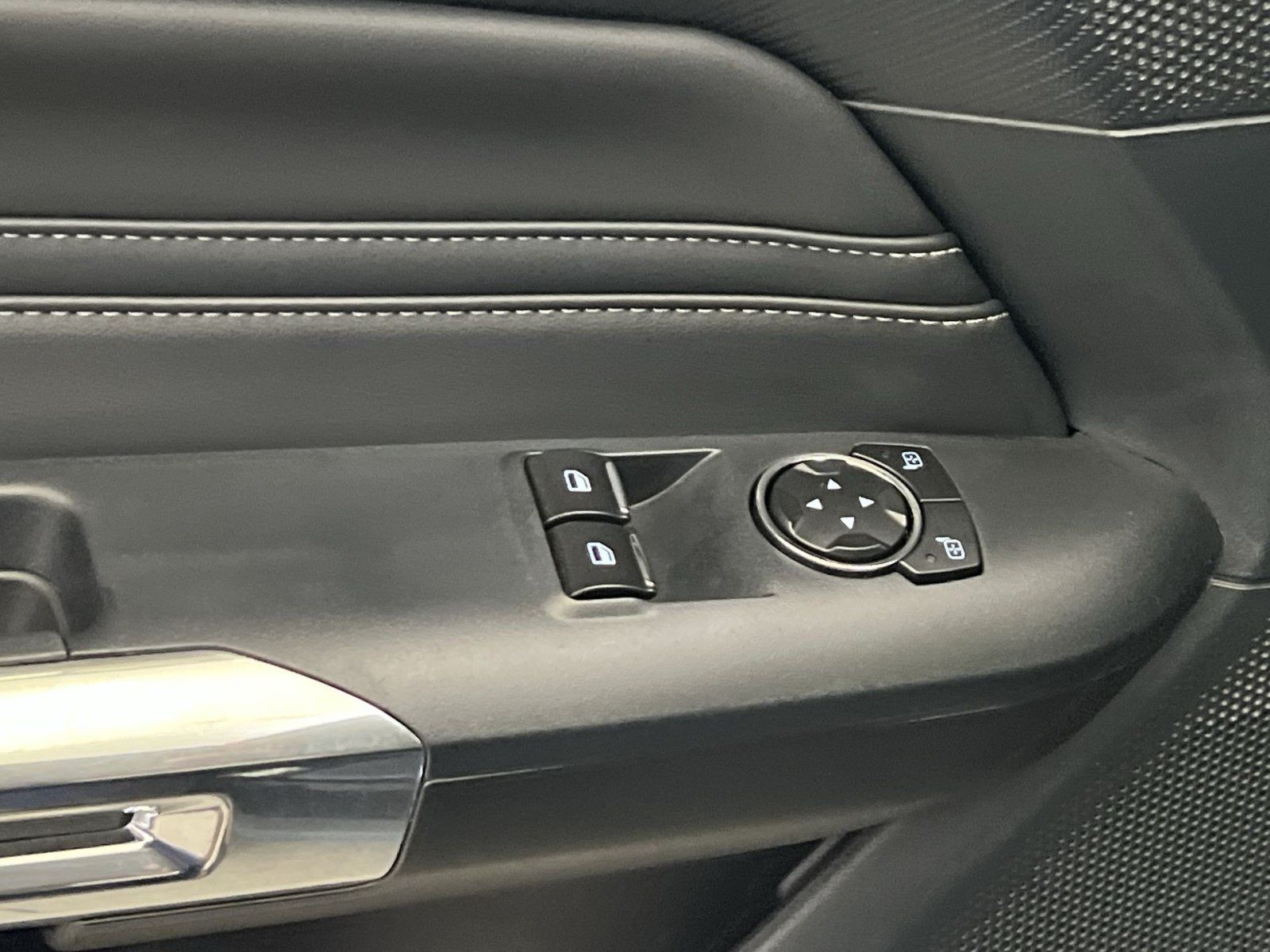 Used 2024 Ford Mustang GT Premium RWD image 14