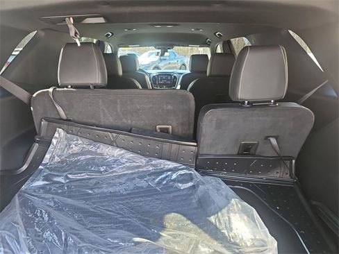 Used 2022 Chevrolet Traverse LT w/ LPO, Floor Liner Package image 25