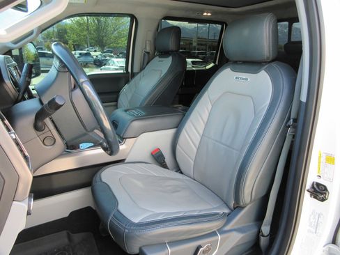 Used 2022 Ford F350 Limited AWD/4WD image 22