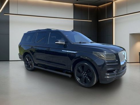 Used 2019 Lincoln Navigator Reserve AWD/4WD image 8
