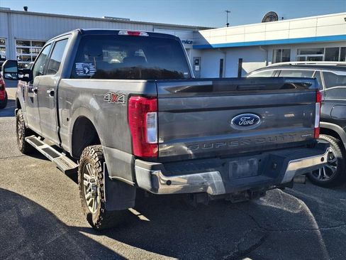 Used 2019 Ford F250 XLT image 8