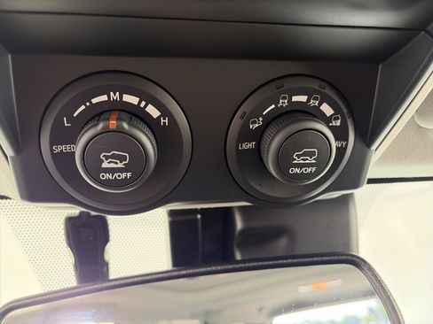 Used 2022 Toyota 4Runner TRD Off-Road Premium AWD/4WD image 29
