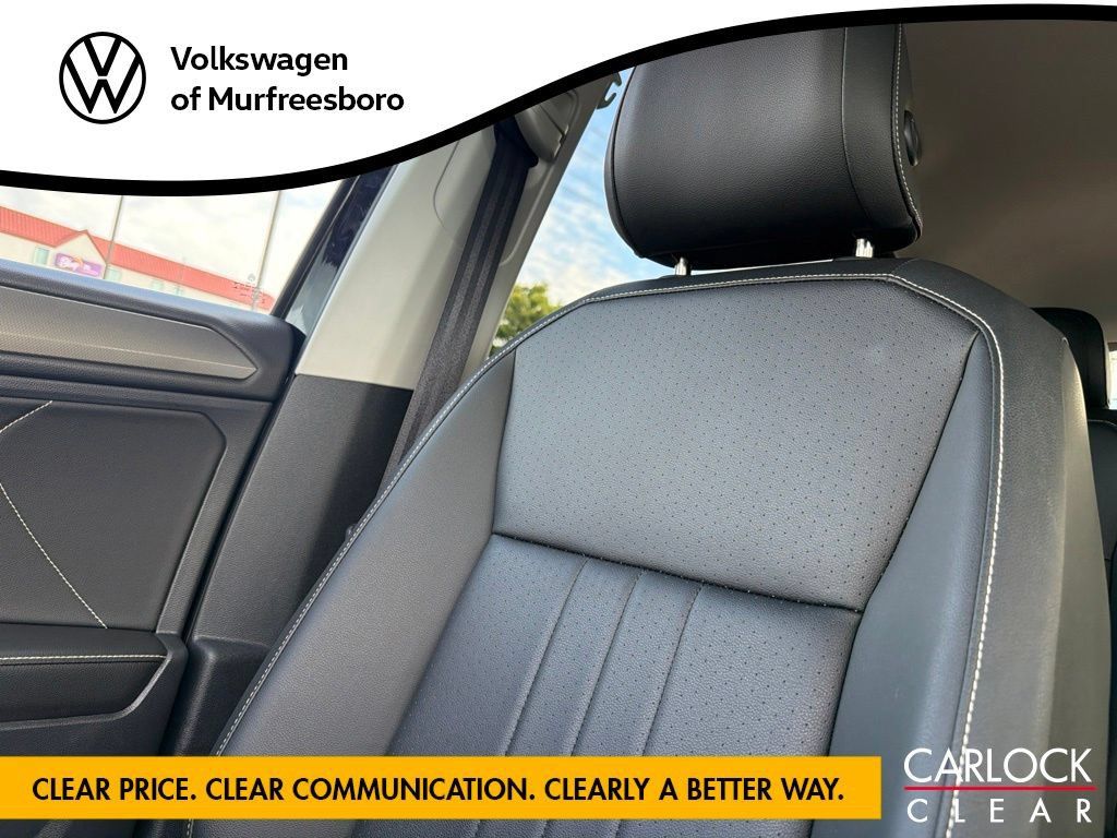 Certified 2023 Volkswagen Tiguan SE FWD image 26