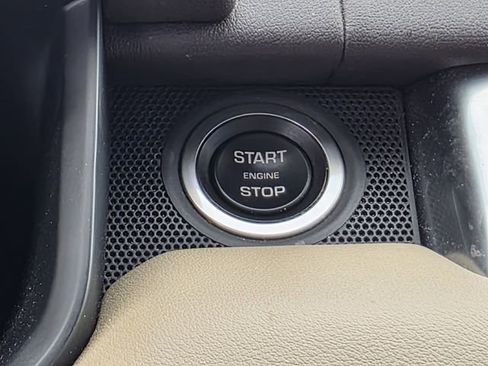 Used 2017 Land Rover Range Rover Sport SE AWD/4WD image 21