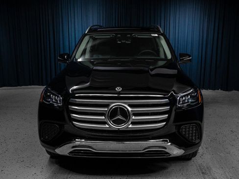 New 2026 Mercedes-Benz GLS 450 4MATIC image 2