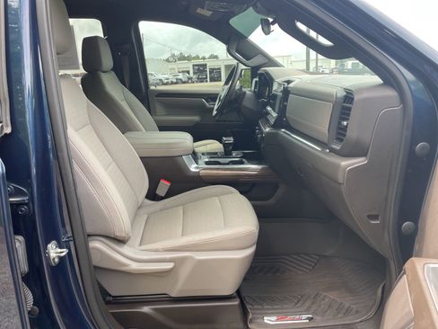 Used 2023 Chevrolet Silverado 1500 LT image 30