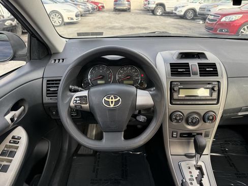 Used 2012 Toyota Corolla S image 13