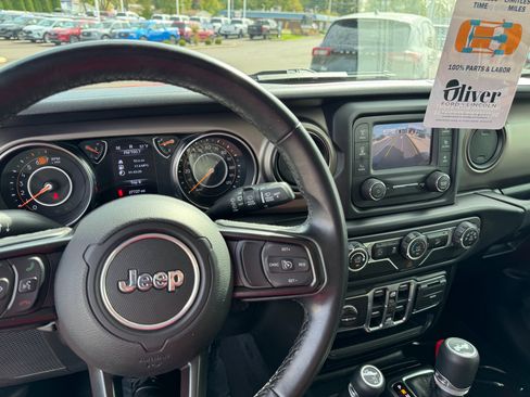 Used 2020 Jeep Wrangler Unlimited Sport S image 30