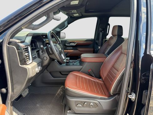 Used 2023 GMC Sierra 1500 Denali Ultimate AWD/4WD image 9