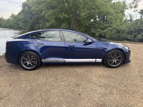 Used 2022 Tesla Model S Plaid AWD/4WD image 3