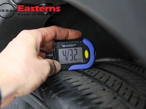 Used 2024 Nissan Pathfinder SL w/ SL Premium Package image 31