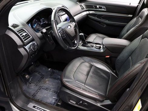 Used 2018 Ford Explorer Sport w/ Equipment Group 401A image 10