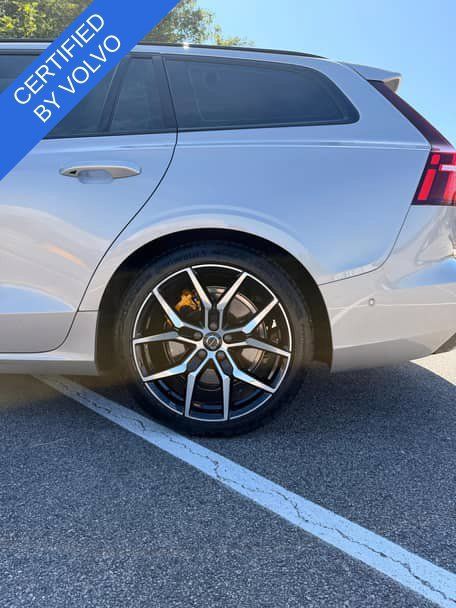 Used 2025 Volvo V60 T8 Polestar AWD/4WD image 9