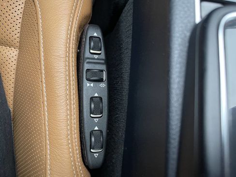 Used 2017 Mercedes-Benz E 400 4MATIC Coupe image 19