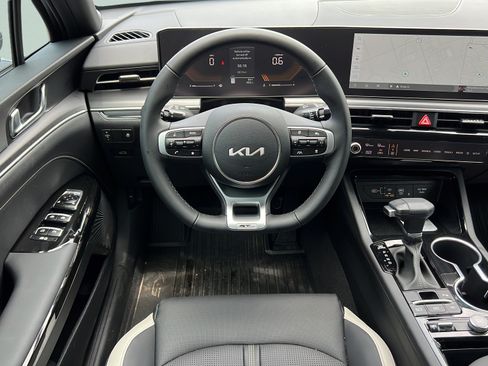 New 2026 Kia K5 GT-Line FWD image 11