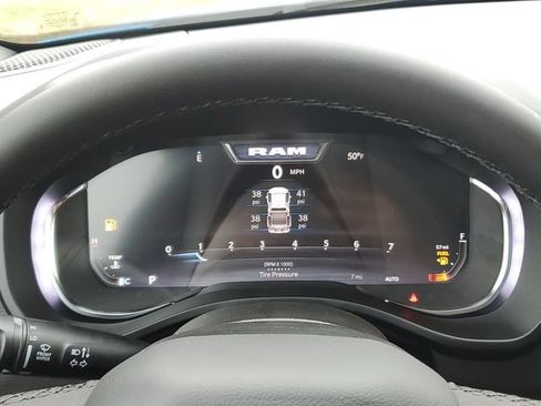 New 2026 RAM 1500 4x4 Crew Cab image 8
