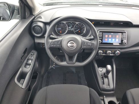 Used 2024 Nissan Kicks S image 15