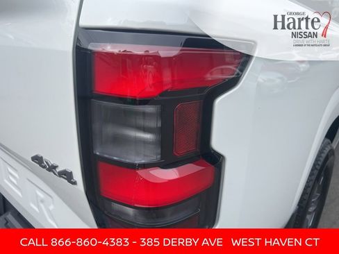 Certified 2025 Nissan Frontier SV image 42