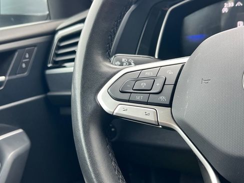 Used 2024 Volkswagen Jetta SE image 17