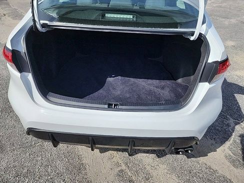 Used 2024 Toyota Corolla SE image 11