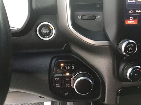 Used 2022 RAM 1500 Big Horn AWD/4WD image 35