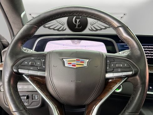 Used 2021 Cadillac Escalade Sport Platinum w/ LPO, ONYX Package AWD/4WD image 22