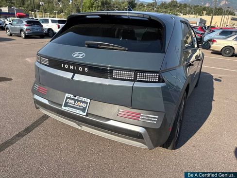 Used 2025 Hyundai Ioniq 5 SE image 16