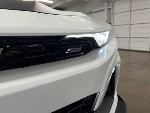 Used 2023 Chevrolet Camaro SS RWD image 14