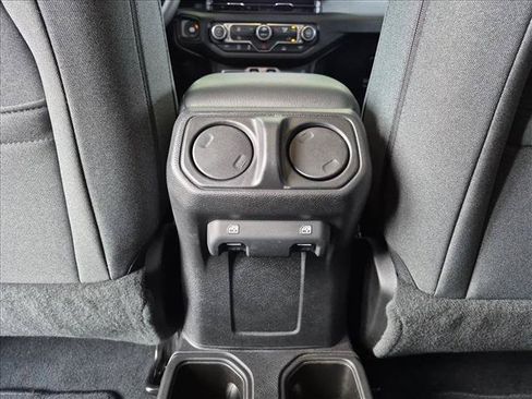 Used 2025 Jeep Gladiator Sport AWD/4WD image 16