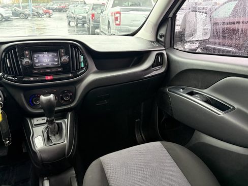 Used 2018 RAM ProMaster City Tradesman image 20