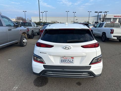 Used 2022 Hyundai Kona SEL w/ Convenience Package image 5