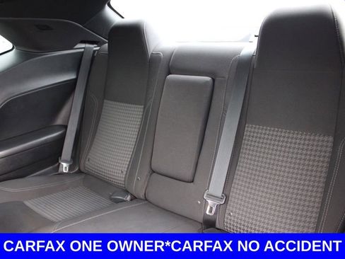 Used 2017 Dodge Challenger SXT image 19