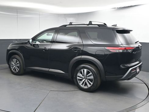 New 2026 Nissan Pathfinder SL AWD/4WD image 5