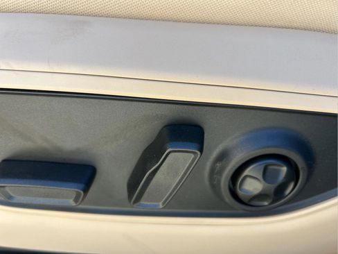 New 2025 Jeep Grand Cherokee Limited w/ Black Appearance Package image 26