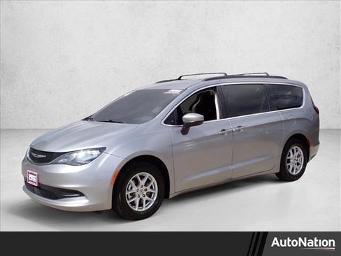 Used 2021 Chrysler Voyager Lxi FWD image 1